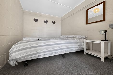 Photo of property in 102 Newcastle Street, Mahia, 4198