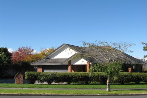 Photo of property in 227a Hill Road, The Gardens, Auckland, 2105