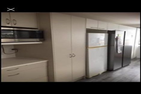 Photo of property in 14 Erica Road, Sunnynook, Auckland, 0620