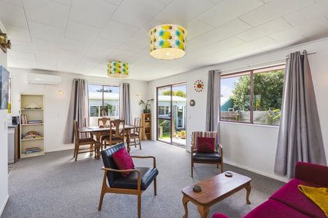 Photo of property in 13 Rauparaha Street, Waikanae Beach, Waikanae, 5036