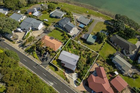 Photo of property in 191 Buffalo Beach Sh25 Road, Whitianga, 3592