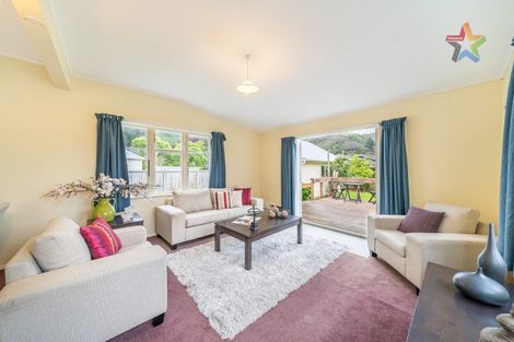 Photo of property in 12 Rumgay Street, Fairfield, Lower Hutt, 5011