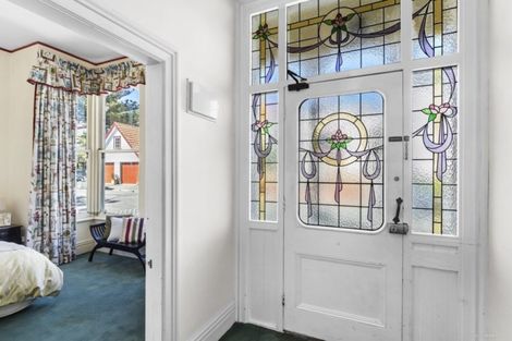 Photo of property in 11 Armour Avenue, Mount Victoria, Wellington, 6011