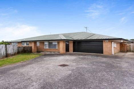 Photo of property in 2/44 Wai Iti Place, Clendon Park, Auckland, 2103