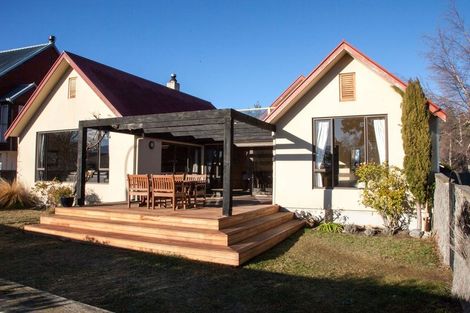 Photo of property in 24 Murray Place, Lake Tekapo, 7999