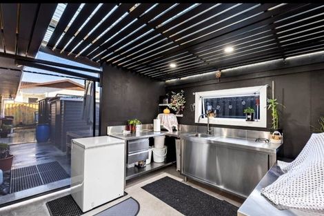 Photo of property in 94 Jellicoe Road, Manurewa, Auckland, 2102