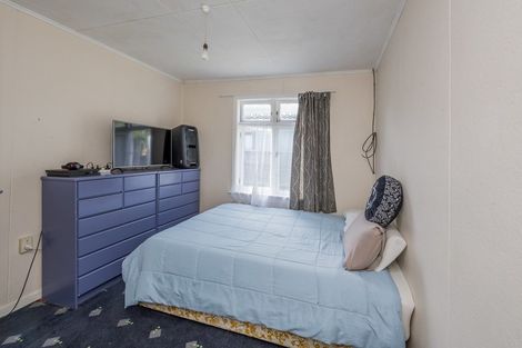 Photo of property in 10 Stuckey Street, Levin, 5510