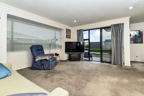 Photo of property in 3a Sandwich Road, St Andrews, Hamilton, 3200