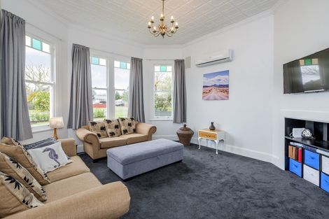 Photo of property in 66 Stout Street, Shannon, 4821