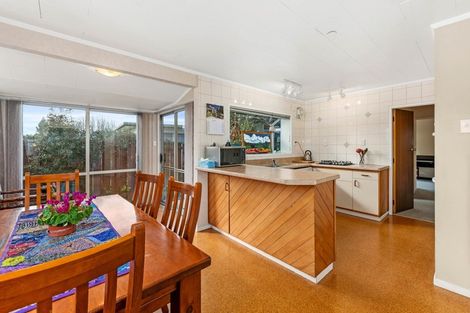 Photo of property in 8 Rameses Place, Pomare, Rotorua, 3015
