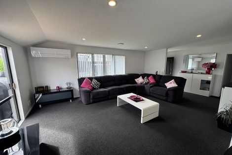 Photo of property in 41 Heathglen Avenue, Parklands, Christchurch, 8083