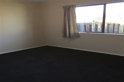 Photo of property in 16 Jeffares Place, Taradale, Napier, 4112
