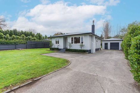 Photo of property in 2979 Cheltenham Hunterville Road, Cheltenham, Feilding, 4777
