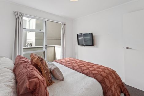 Photo of property in Fernhill Flats, 5/324 The Terrace, Te Aro, Wellington, 6011