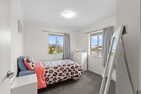 Photo of property in 33 Masefield Terrace, Kelvin Grove, Palmerston North, 4414
