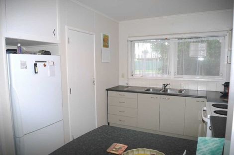 Photo of property in 48 Alexander Road, Raumati Beach, Paraparaumu, 5032