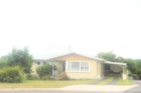 Photo of property in 12 Wiltshire Place, Te Puke, 3119