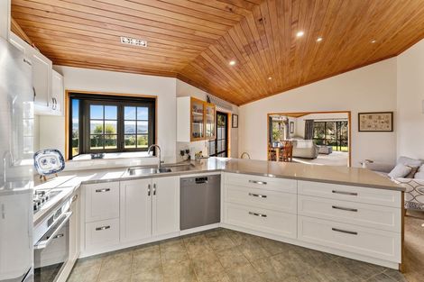 Photo of property in 165 Totara View Road, Wakefield, 7095