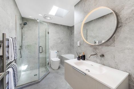 Photo of property in 13a Liam Place, Half Moon Bay, Auckland, 2012