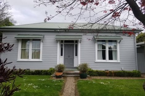 Photo of property in 143 Selwyn Street, Somerfield, Christchurch, 8024