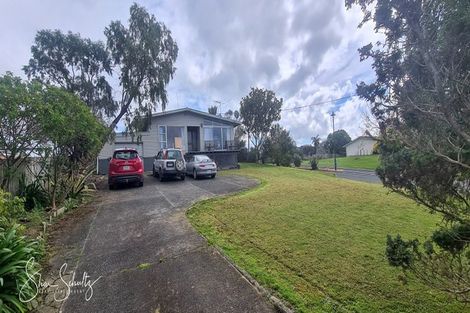 Photo of property in 35 Whaka Street, Maungaturoto, 0520