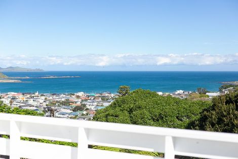 Photo of property in 42 Buckingham Street, Melrose, Wellington, 6023