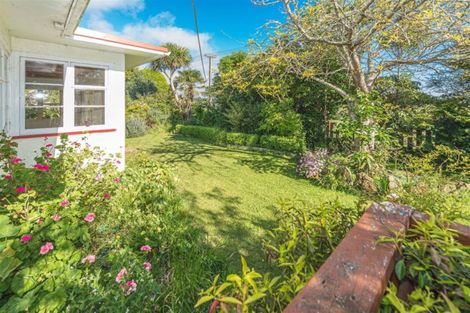 Photo of property in 32 Suther Street, Waverley, 4510