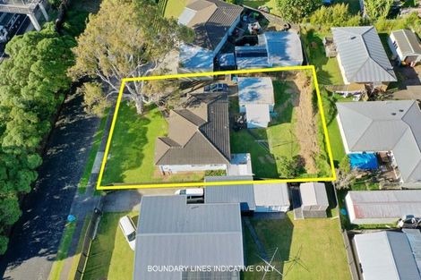 Photo of property in 24 Killington Crescent, Mangere, Auckland, 2022