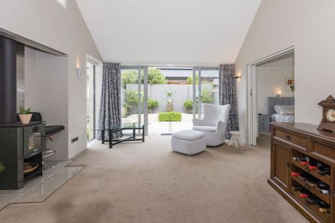 Photo of property in 42 Pisa Moorings Road, Mount Pisa, Cromwell, 9383