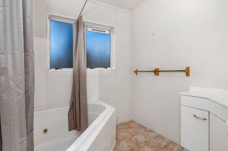 Photo of property in 51a Robinson Avenue, Holdens Bay, Rotorua, 3010