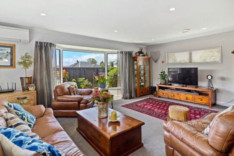 Photo of property in 20 Holland Street, Glenholme, Rotorua, 3010