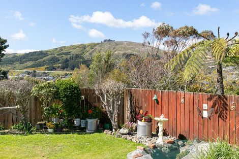 Photo of property in 24 Turriff Crescent, Tawa, Wellington, 5028