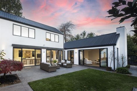 Photo of property in 43a Hamilton Avenue, Ilam, Christchurch, 8041