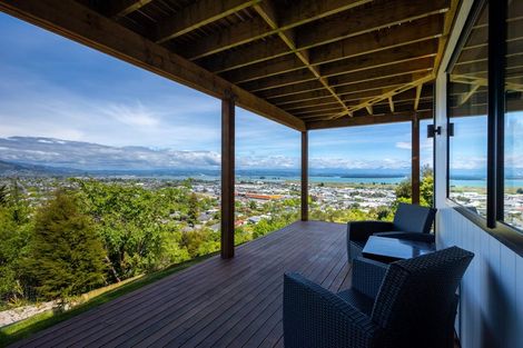 Photo of property in 27 Heemskerck Place, Britannia Heights, Nelson, 7010