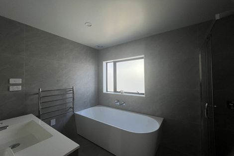 Photo of property in 15 Kapehu Road, Silverdale, 0932