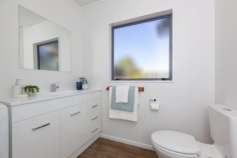 Photo of property in 70a Matatua Road, Raumati Beach, Paraparaumu, 5032