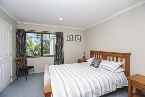 Photo of property in 364 Mangorei Road, Merrilands, New Plymouth, 4312