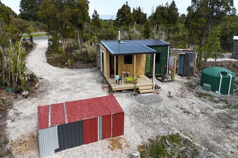 Photo of property in 902 Cape Foulwind Road, Cape Foulwind, 7892