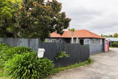 Photo of property in 15a Forest Lake Road, Forest Lake, Hamilton, 3200