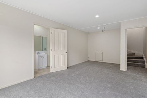 Photo of property in 22 Kinleith Way, Albany, Auckland, 0632