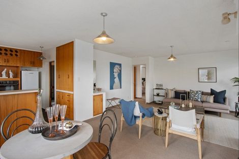 Photo of property in 477 Marine Parade, Napier South, Napier, 4110