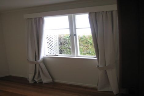 Photo of property in 179 Avondale Road, Avondale, Auckland, 1026