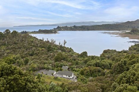 Photo of property in 1863 Takaka-collingwood Highway, Milnthorpe, Collingwood, 7182