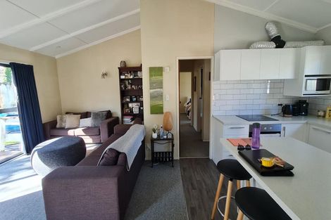 Photo of property in 96a Grand Vue Road, Kawaha Point, Rotorua, 3010