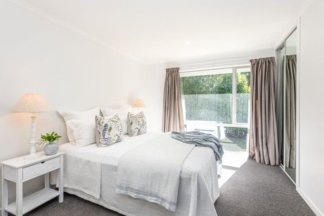 Photo of property in 1/2 Sarabande Avenue, Redwood, Christchurch, 8051