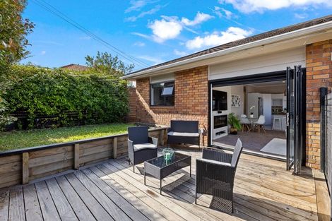 Photo of property in 34a Fairlands Avenue, Waterview, Auckland, 1026
