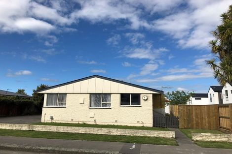 Photo of property in 1/4 Division Street, Riccarton, Christchurch, 8041