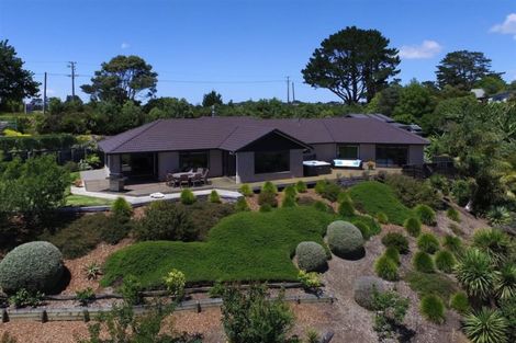 Photo of property in 81 Vaughans Road, Okura, Albany, 0792