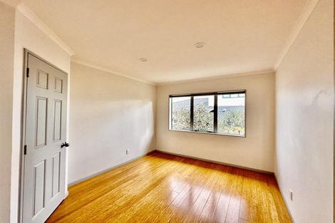 Photo of property in 47 Ransom Smyth Drive, Goodwood Heights, Auckland, 2105