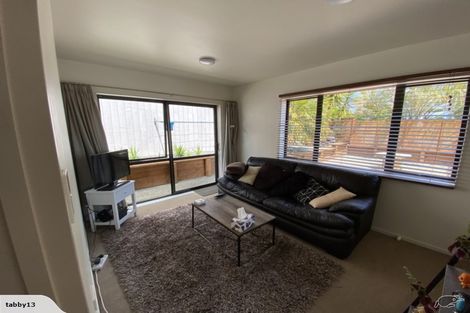 Photo of property in 212 Schnapper Rock Road, Schnapper Rock, Auckland, 0632